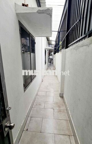 Nhà 1 trệt 1 lững 2PN DT 5x25m Mặt tiền đường Gần Phạm Văn Đồng