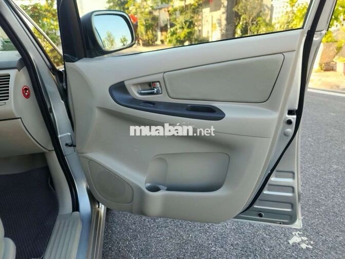toyota lnnova sx2014 E xịn ,tên tư nhân .