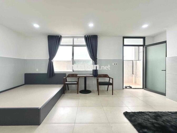 Chính Chủ PENHOUSE Hoàng Hoa Thám - Full Nội Thất - Ban Công Thoáng