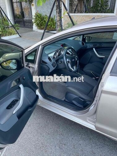 Ford Fiesta 2011 1.6L Tự động Vàng cát