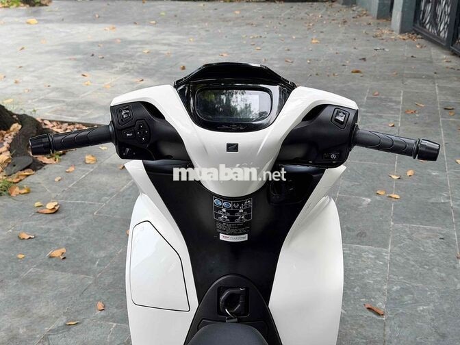 SH160 ABS 2026 LƯỚT 3000KM HỒ SƠ SẴN BAO TÊN