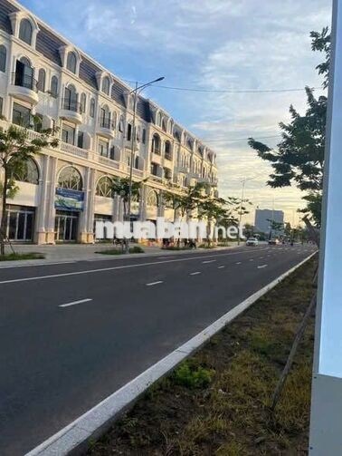 BẠN ĐANG MUA NHÀ - KHÔNG MUA GIẤC MƠ
