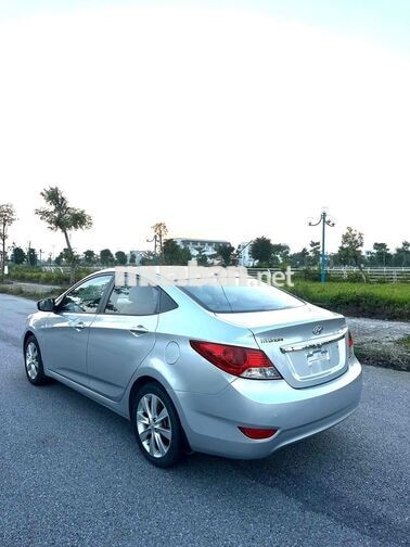 Hyundai Accent 2012 Tự động Bạc Hàn Quốc