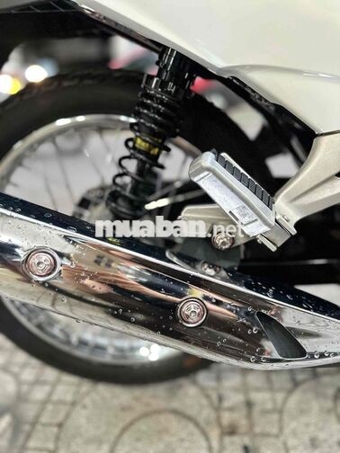 Honda Future LED 2024 màu Trắng đỏ