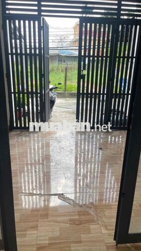 cho thue dt-4x35-duoi trống suot tren 2p diem chính nuoc sach ấp5 vlb