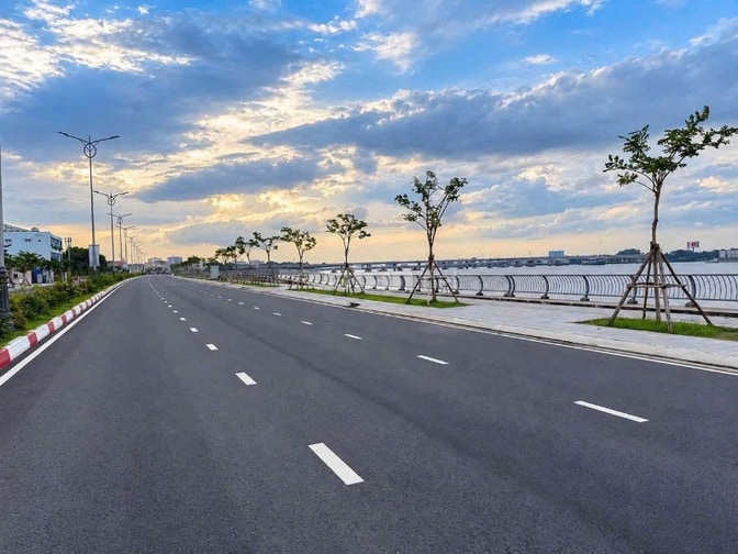 HOT! Bán đất mặt tiền đường ven sông Đồng Nai sổ hồng 120m2 giá 9.9 tỷ