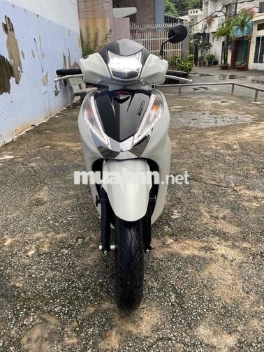 Honda SHI30*** km màu Trắng