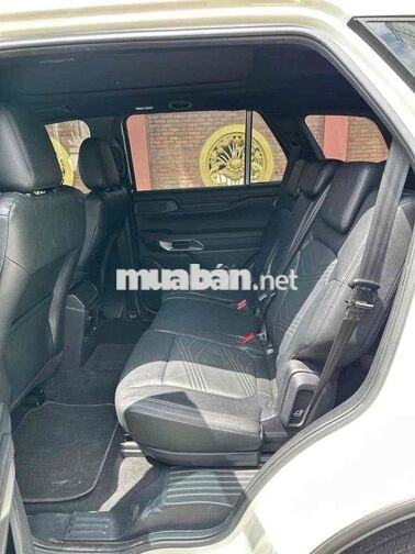 Ford Everest Titanium 2023 4x2 27000 km Trắng