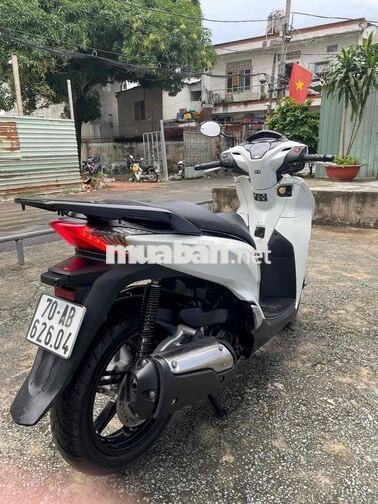 Honda SHI30*** km màu Trắng
