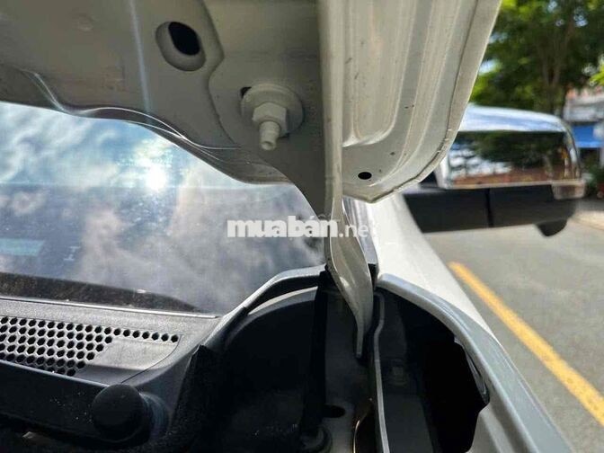 Ford Everest Titanium 2023 4x2 27000 km Trắng