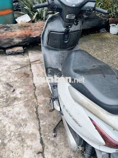 HONDA LEAD 110 MÀU TRẮNG