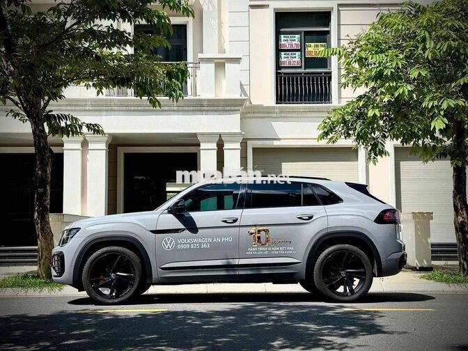 Volkswagen Teramont X Platinum 2025 Xám xi măng