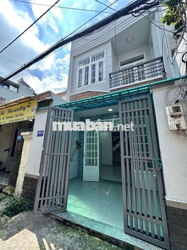 BÁN NHÀ ĐẸP 2 TẦNG BTCT ĐÚC HẺM XE HƠI ĐƯỜNG LÊ VĂN KHƯƠNG