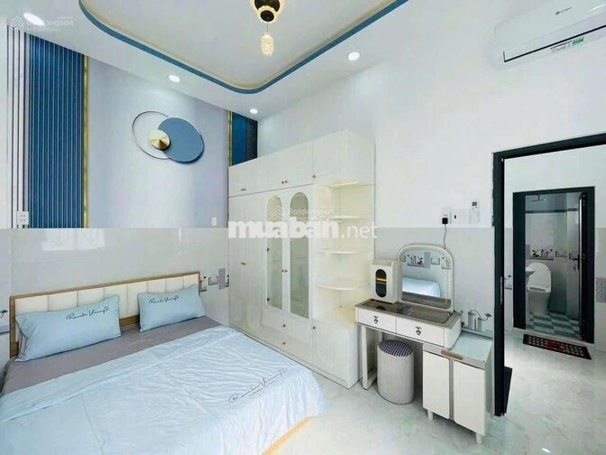 nhà full nội thất sạch sẽ đường 5m