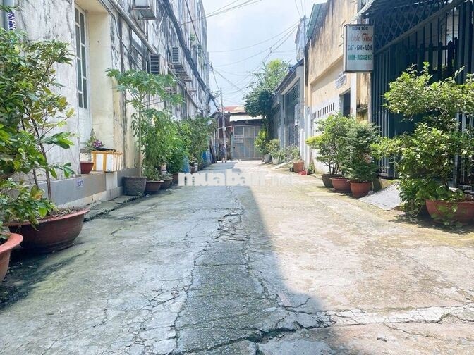 BÁN NHÀ 2 TẦNG BTCT ĐÚC HẺM XE HƠI ĐƯỜNG TÂN THỚI HIỆP PHƯỜNG TÂN THOI