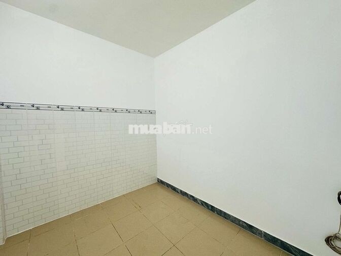 BÁN NHÀ ĐẸP 2 TẦNG BTCT ĐÚC HẺM XE HƠI ĐƯỜNG LÊ VĂN KHƯƠNG