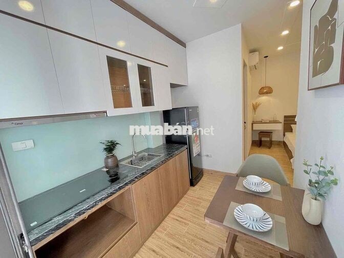 Phòng Studio, ban công_diện tích 40m2_Hoàng Văn Thụ