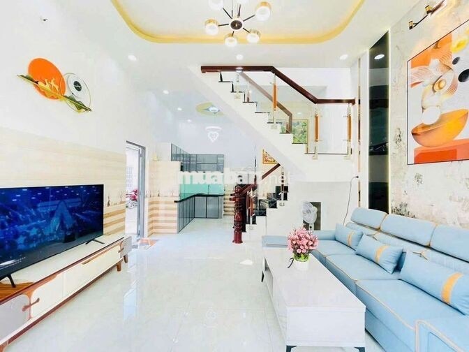 nhà full nội thất sạch sẽ đường 5m