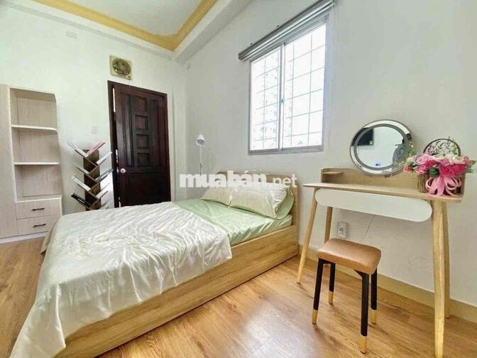TRỐNG SẴN CĂN HỘ MINI ĐẦY ĐỦ TIỆN NGHI CỬA SỔ TRỜI THOÁNG MÁT Ở LIỀN