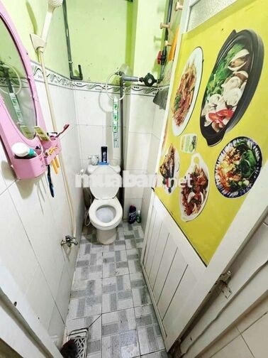 Mặt tiền Đình Nghi Xuân. Bình Tân (2pn, 1wc) Dtsd 80m2. 
