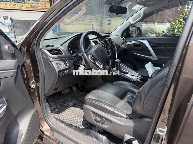 Mitsubishi Pajero Sport GLS 2019 Tự động Nâu
