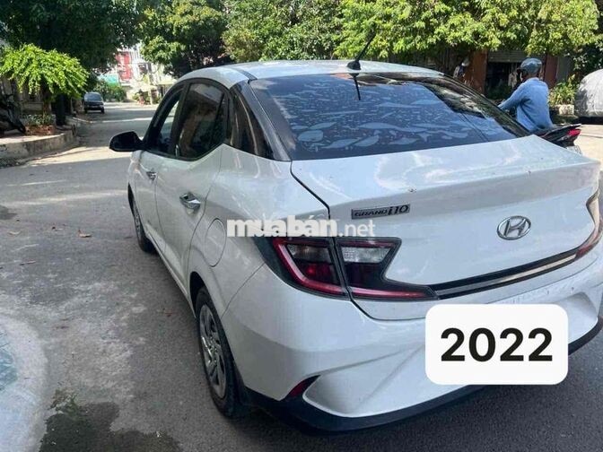 Hyundai Grand i10 2022 tự động.
