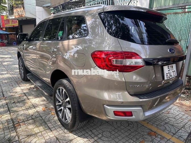 Chính Chủ Cần Bán Everest Titanium 2 Cầu 4WD 2019