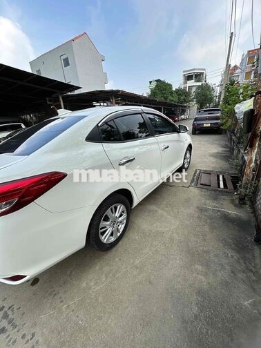 Toyota Vios 2019 Trắng 5 chỗ