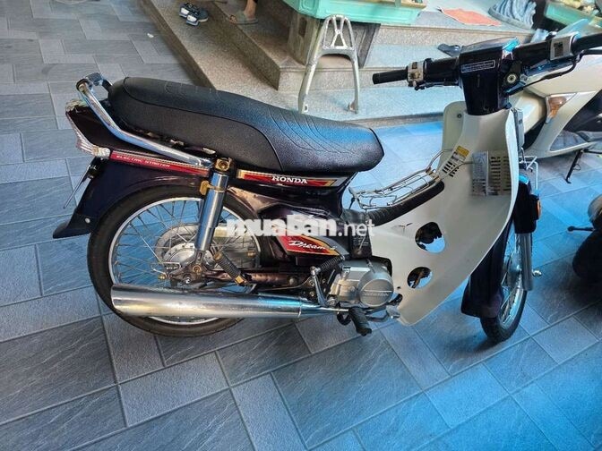 Honda Dream Thái 1998 màu Nâu Trắng