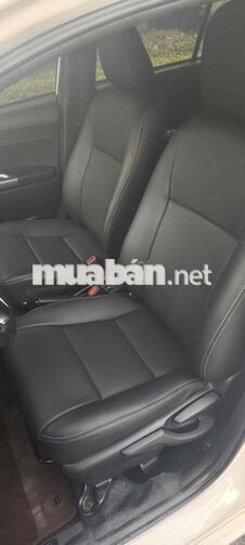 Toyota Yaris 5 chỗ Tự động Xăng Trắng