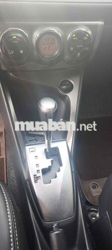 Toyota Yaris 5 chỗ Tự động Xăng Trắng