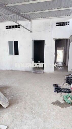 6*60. mặt tiền quốc lộ 1 A. Gần cầu vượt quang trung. Q12