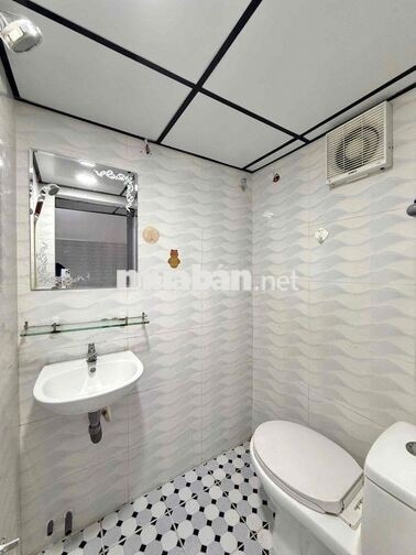 Phòng Gác Lửng Full Tiện Nghi Ngay Coopmart Rạch Miễu
