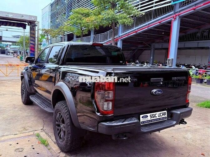 Ford Raptor 2.*** km Đen