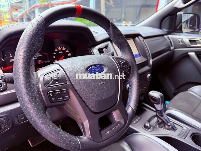 Ford Raptor 2.*** km Đen