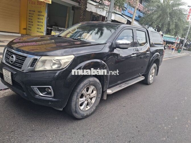 Nissan Navara EL 2017 Số tự động Đen