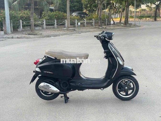 Piaggio Vespa đèn vuông
