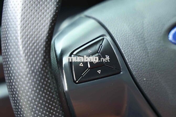 Ford Everest 2018 Đỏ 7 chỗ 85.000 km