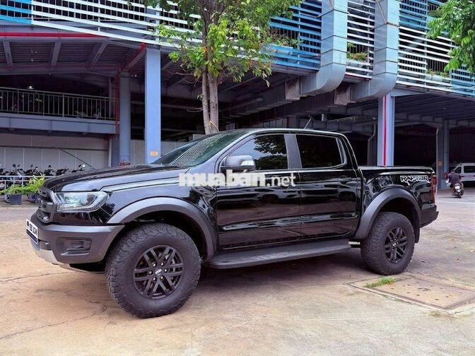 Ford Raptor 2.*** km Đen