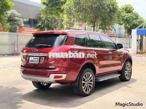 Xe Ford Everest Titanium 2.0L 4x2 AT 2021
