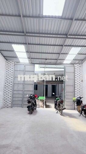 6*60. mặt tiền quốc lộ 1 A. Gần cầu vượt quang trung. Q12