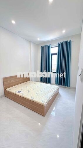 Phòng tầng 2 1PN riêng biệt và ban công