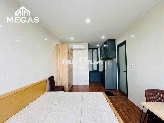 CĂN HỘ CAO CẤP - FULL NỘI THẤT - BẾP TỪ - CỬA SỔ THOÁNG - HÀ HUY GIÁP