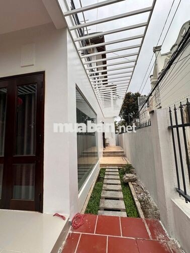 CHO THUÊ VILLA 3 PHÒNG NGỦ ĐẸP CÓ SÂN VƯỜN VĨNH THẠNH 17 TRIỆU/THÁNG