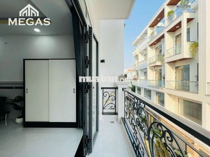 🏡🏡Studio Ban Công Mới Xây Full Nội Thất Ngay Emart🏡🏡  