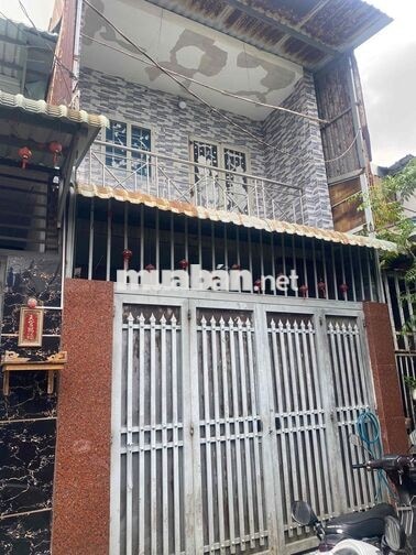 cho thuê nhà 1/ ngắn sư đoàn 9 gần liên ấp 26 có 3p ngủ sạch sẽ giá rẻ