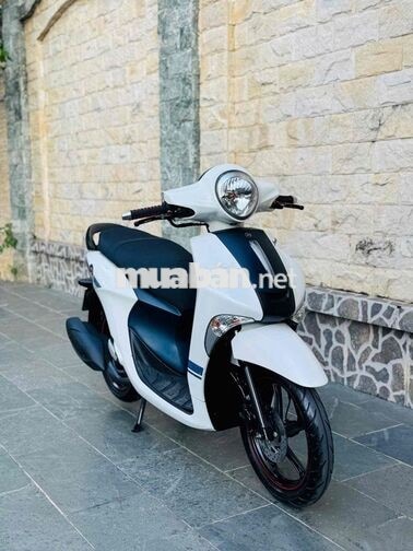 Janus 125fi khoá smartkey trắng limited edition
