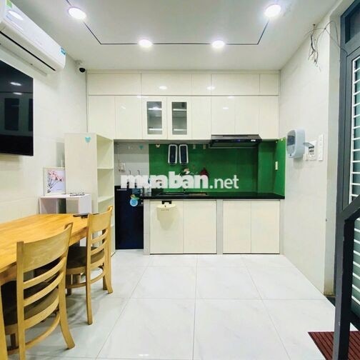 Q.3 – NHÀ NGUYÊN CĂN 3 TẦNG, 2PN & 3WC, FULL NỘI THẤT – 12 TRIỆU
