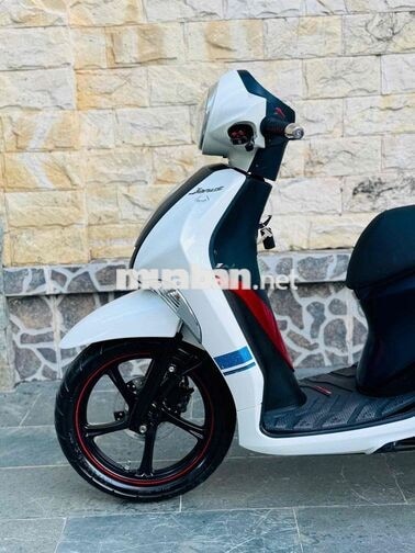 Janus 125fi khoá smartkey trắng limited edition