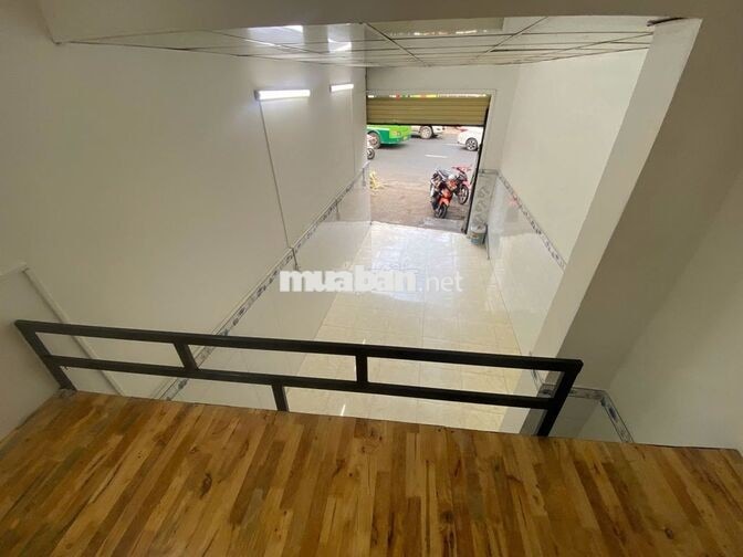 Cho Thuê Mặt Bằng MT  Nguyễn Kiệm , P.3,Gò Vấp - DT:3.2m x 8.5m có gác